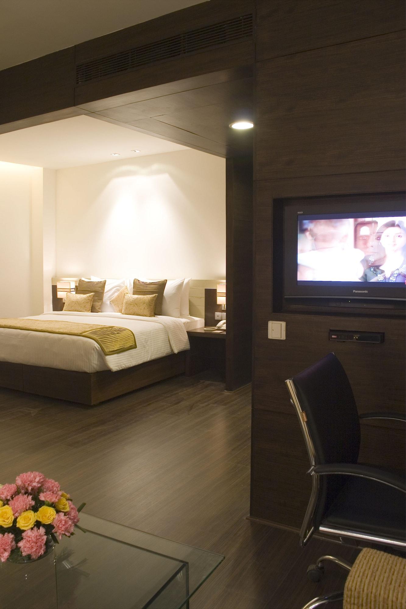 Shervani Nehru Place New Delhi Exterior photo
