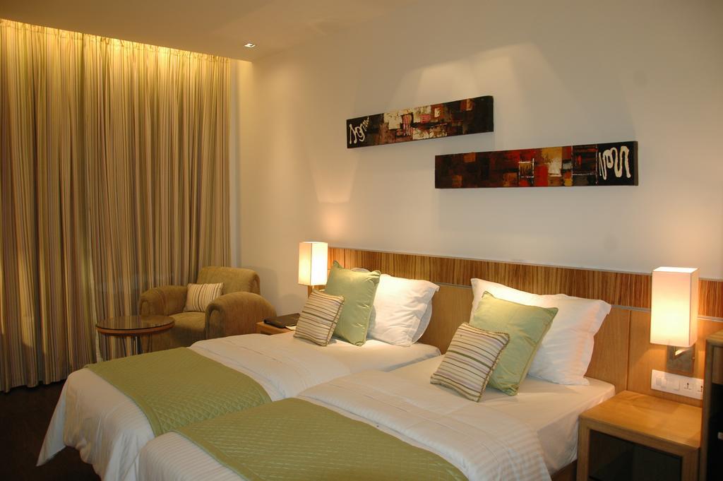 Shervani Nehru Place New Delhi Exterior photo